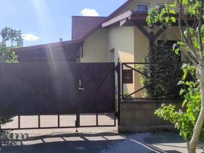 Оренда комерційного приміщення в центрі Сокаля. Між #1 і #2 школами. Сокаль