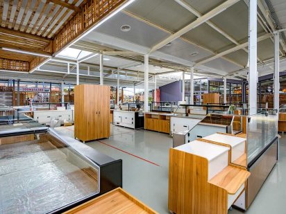 Оренда обладнаних торгівельних місць від 30 м кв.