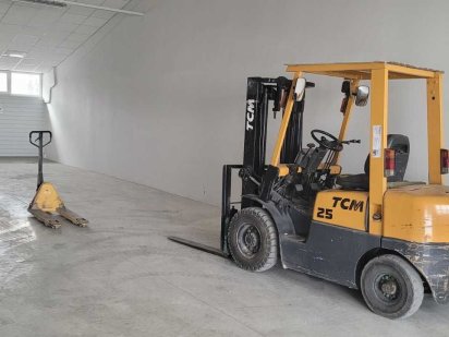 Оренда складів 440 м² біля Київської траси, Нерубайське Нерубайське