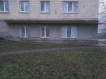 Здам або продам не житлове приміщення Карлівка