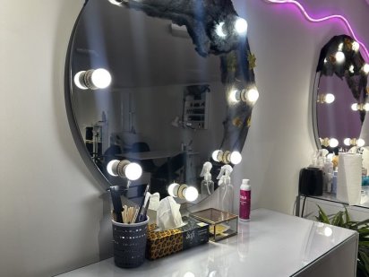 Оренда візажного стола Петриков