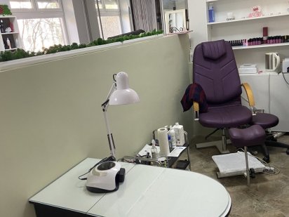 Оренда робочого  місця майстра манікюру-педикюру Гаи-Гречинские