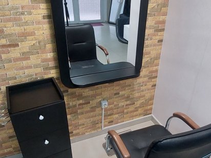 Оренда перукарського крісла Гаи-Гречинские