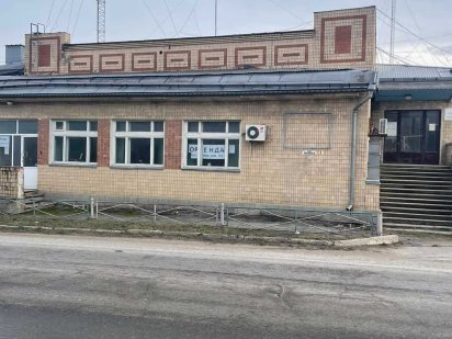Здаються в оренду офісні, складські приміщення . Должок