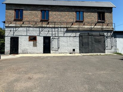 ЦЕНТР,  нежитлове приміщення вільного призначення Золотоноша