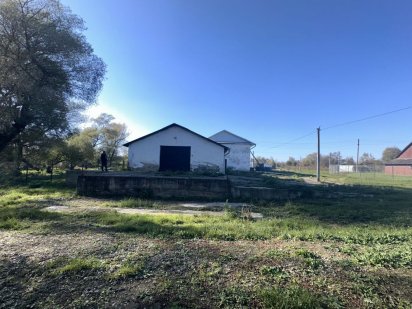 Виробничо складського приміщ., з вбуд квартирою. м. Сторожинець Сторожинець