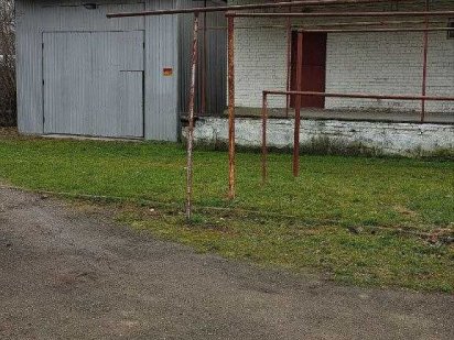 Автомийка, склад з рампою, сховище Лужани