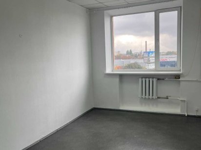 Оренда приміщення  18 кв.,5 поверх, на Європейській (р-н Макдональдса) Полтава