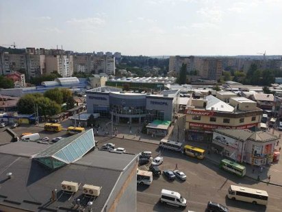 Оренда приміщення на центр. автовокзалі, поруч ринок, вул.Торговиця Тернопіль