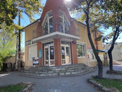 Здам в оренду цокольне приміщення 80квадратних метрів Херсон