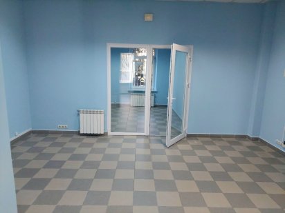 Офісне приміщення 60 м2 вул.Каденюка (Чкалова) 300 грн/м2 Черновцы