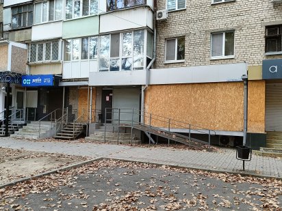 Сдам фасадное помещение 50 м.кв в оживленном месте по ул.Кулика. Херсон