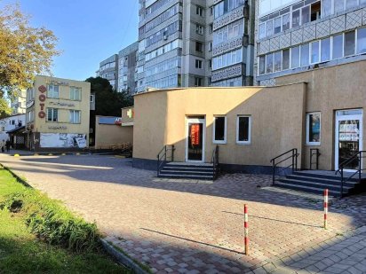 Сдам в помещение с хорошим трафиком 140 м.кв по пр.200 лет Херсона. Херсон