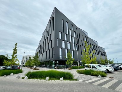 Оренда офісу з терасою в бізнес-центрі Space4 площею 90,5м2 Рівне