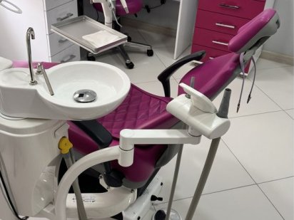 Здається Стомат кабінет. Черновцы