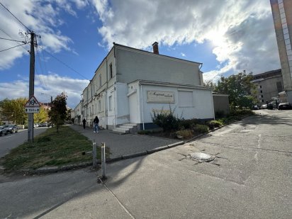 Комерційне приміщення в самому Центрі. Косметичний стан Полтава