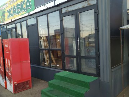 Оренда,продаж калинівський ринок,авторинок,вхід Черновцы