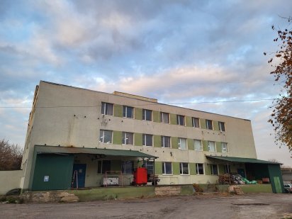 Здам приміщення під виробництво ,склад Рівне