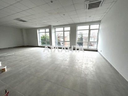 Оренда офісних приміщень ТЦ ТОЛОКА Черновцы