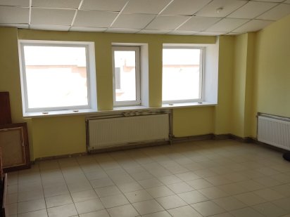 Здам приміщення 30м в центрі, перша лінія, вул. Петропавл-ка (р-н АТБ) Суми