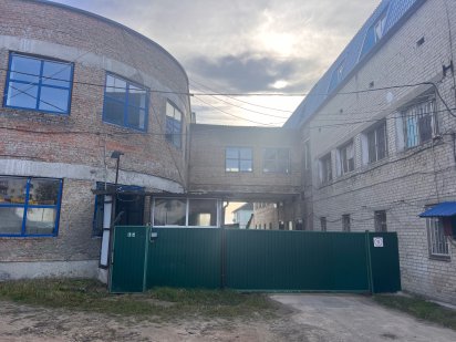 Оренда комерційних, складських приміщень та офісів різних площ Рівне