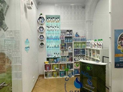 Оренда приміщення 5кв.м Головна 101 центр міста Черновцы