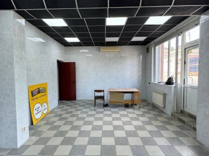 Під салон краси,магазин,офіс. Акція Черновцы