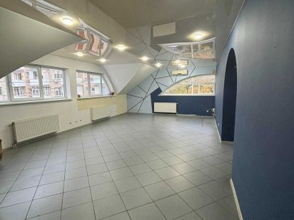 Офіс в оренду, 105 м2 по вул. Швабській Ужгород