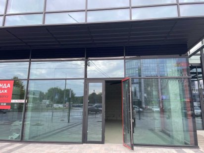 Довготермінова оренда приміщення на 1 поверсі БЦ ЛОНДОН Тернополь