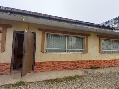 Оренда приміщення під бізнес  156 м.кв.  вул.Радіщева м.Ужгород 6соток Ужгород