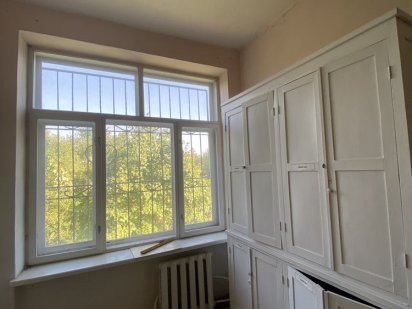 Офісні приміщення !Світло не вимикають !   3 кімнати Ужгород