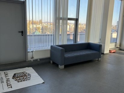 Оренда офісу в бізнес центрі Ужгород