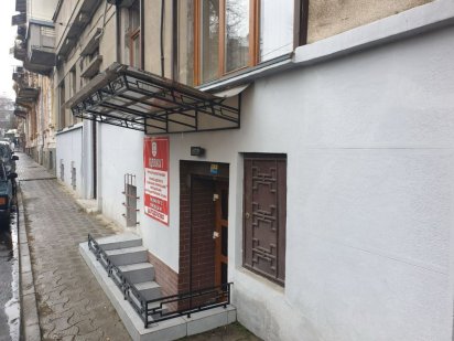 Оренда офісу в центрі міста Черновцы