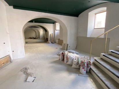 ЦЕНТР! Здається в оренду приміщення під будь-який вид бізнесу Черновцы