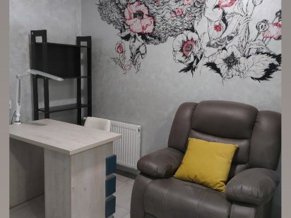 Оренда місця для майстра манікюру Черкаси