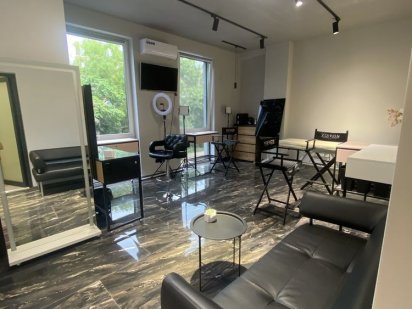 Оренда студіі салону краси Ужгород. Світло 24/7 Ужгород