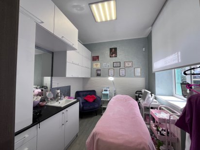 Кабінет для косметолога інʼєкційних методик Черновцы