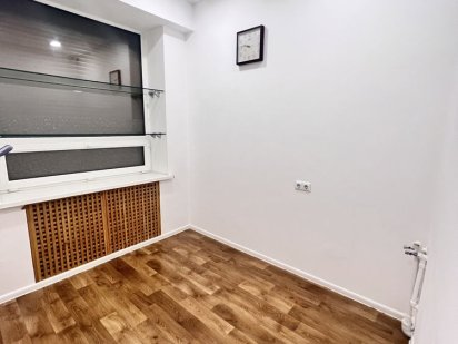 Здам кабінет в салоні краси , центр Ровно