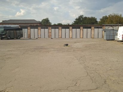 Бокси в р-ні вул. Галицький шлях Чернівці