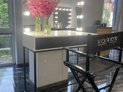 Оренда місця: манікюр, візаж, лешмейкер, тату, перманент, бровист Ужгород