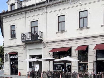 Оренда комерційного приміщення пл.Корятовича Ужгород