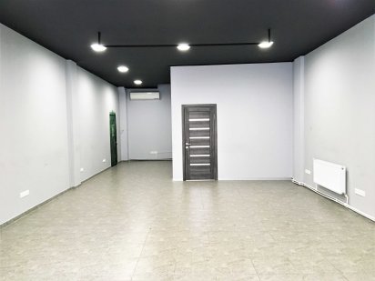 Приміщення під офіс/салон поруч з Хрещатик Сіті Черкаси