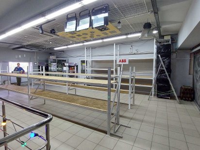 Торгівельна площа  в оренду у діючому техно -торговому центрі Черкаси