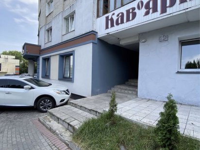 Офіс комерція приміщення на Соборній Власник Рівне