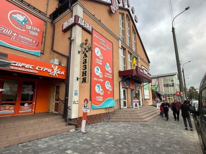 РИНОК 133м2 Здам приміщення з НАЙАКТИВНІШИМ ТРАФІКОМ у місті Ровно