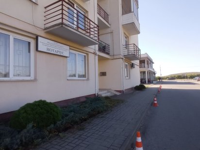 Офісне приміщення, можна з меблями навпроти Дастору Ужгород