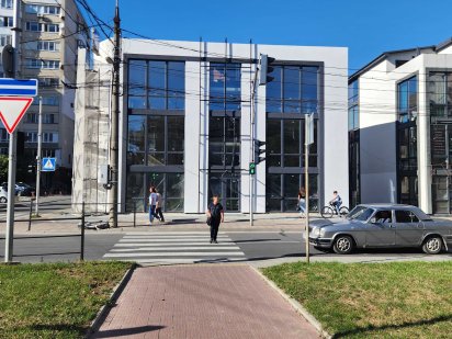 Оренда приміщення центр Крушельницької фасад Тернопіль