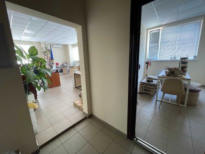 Офісний блок з двух кабінетів по вул. Святотроїцька Черкаси