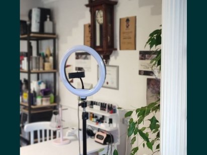 Оренда місця майстру манікюру,перукарю,бровисту,візажисту  і інш.! Черкаси