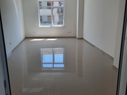 Здається в оренду офісне приміщення, площею 30 м. кв. на 3-му поверсі Ужгород